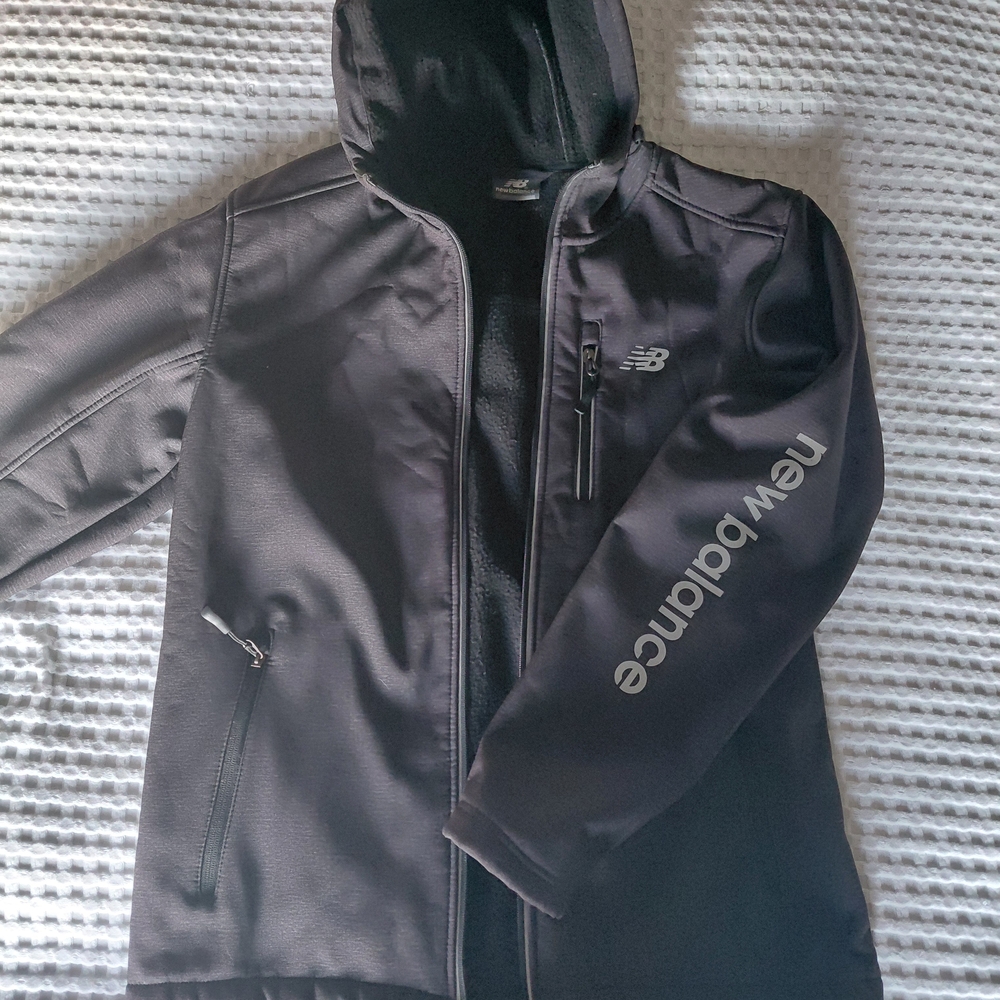 New Balance Men's Dark Gray Performance Jacket